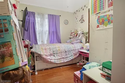 437 E 4th Ave, Roselle, NJ 07203 photo 7