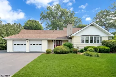 2 Shore Rd, Wayne, NJ 07470