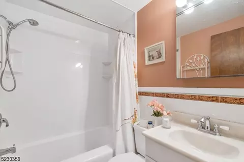 2 Shore Rd, Wayne, NJ 07470 photo 20