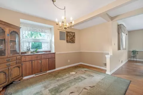 2 Shore Rd, Wayne, NJ 07470 photo 8