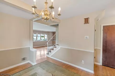 2 Shore Rd, Wayne, NJ 07470 photo 10