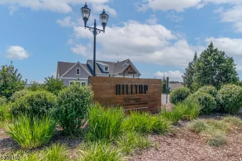 93 Sequoia Dr #93, Cedar Grove, NJ 07009