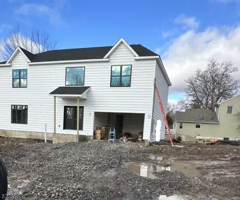 41 Harvest, East Hanover, NJ 07936