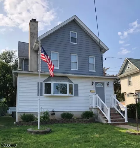112 Front St, Dunellen, NJ 08812