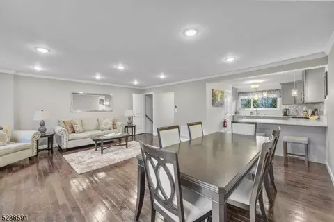 216 Wildflower Ln, Hillsborough, NJ 08844