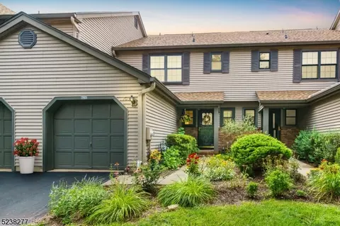703 Marten Rd, Princeton, NJ 08540