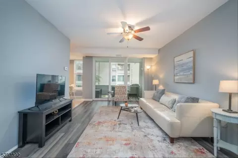 452 River Rd #G, Nutley, NJ 07110