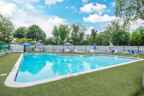 452 River Rd #G, Nutley, NJ 07110 photo 20