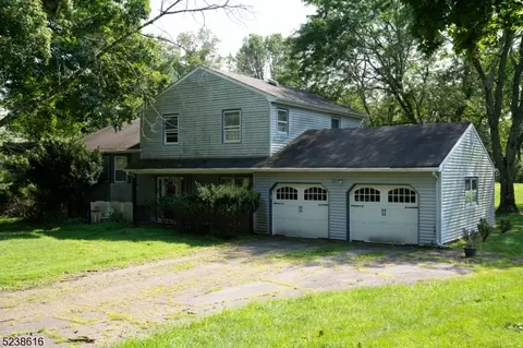 18 Glenn Rd, Flemington, NJ 08822