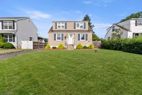 53 Lehigh Ave, Piscataway, NJ 08854