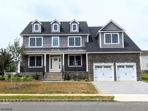 1 Scholartree Ln, Monroe Township, NJ 08831