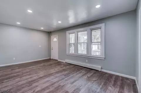 17 Andover, Plainfield, NJ 07062 photo 4