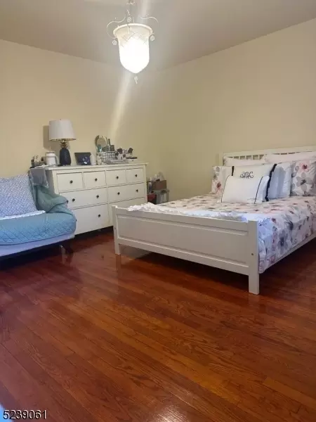 800-822 N Broad St #67, Elizabeth, NJ 07208