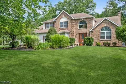 72 Ichabod Crane Ln, Montgomery, NJ 08502