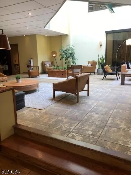 2 Chamonix Dr UNIT 455, Vernon, NJ 07462