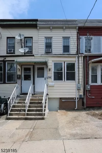 94 Boyd Ave, Jersey City, NJ 07304