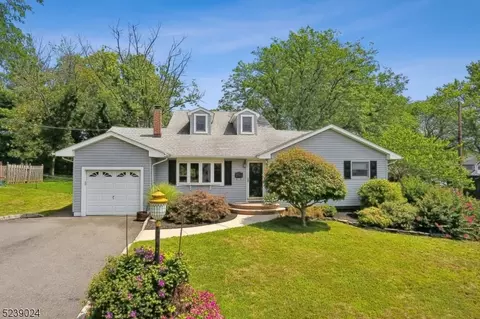 794 Ashton St, Raritan, NJ 08869