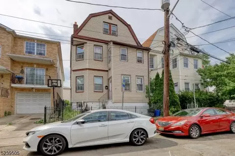 14 Triton Ter, Newark, NJ 07104