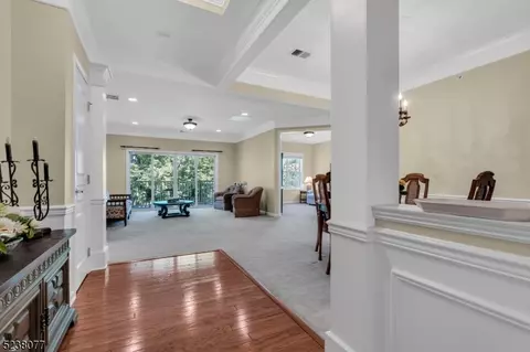 5303 Chesterwood Way, Somerset, NJ 08873