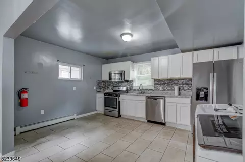 168 Spring St, City Of Orange, NJ 07050 photo 9