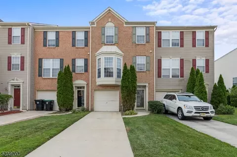 66 Colts Neck Dr, Winslow Twp., NJ 08081