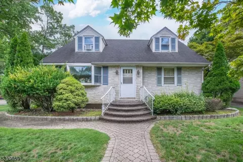 596 Grove St, Ridgewood, NJ 07450