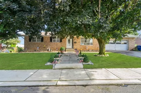 852 Pursel St, Phillipsburg, NJ 08865