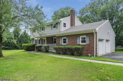 254 Hockenbury Rd, Hillsborough, NJ 08844