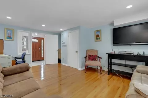 5 Miller Rd, Wayne, NJ 07470 photo 7