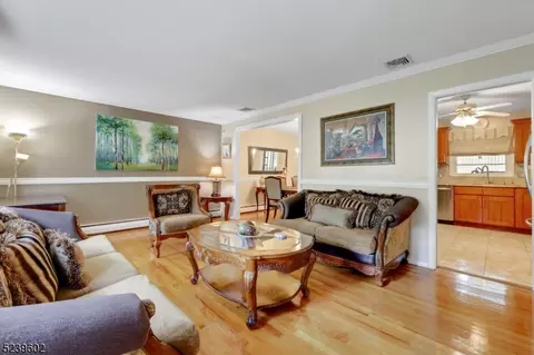 5 Miller Rd, Wayne, NJ 07470 photo 11