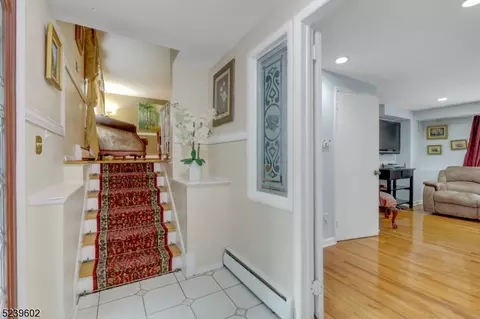5 Miller Rd, Wayne, NJ 07470 photo 4