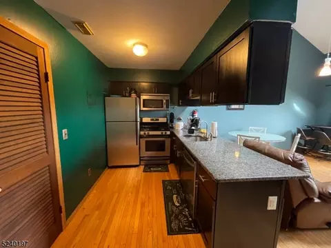 5 Eagles Nest Dr #6, Vernon, NJ 07462