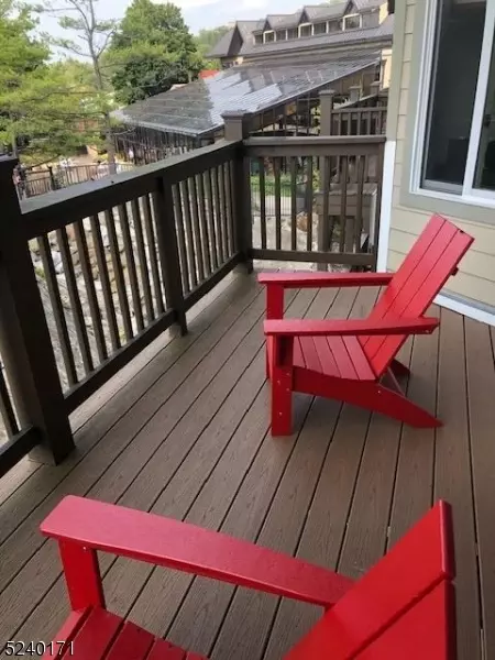 2 Chamonix Dr UNIT 512, Vernon, NJ 07462