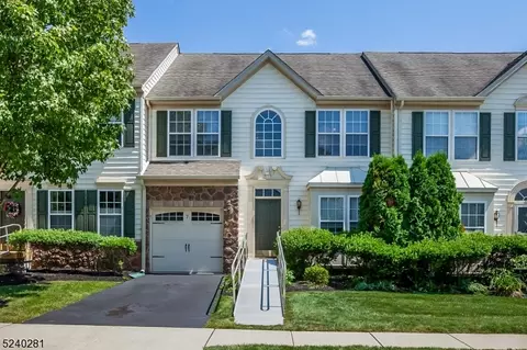 7 Boyd Blvd, Hillsborough, NJ 08844