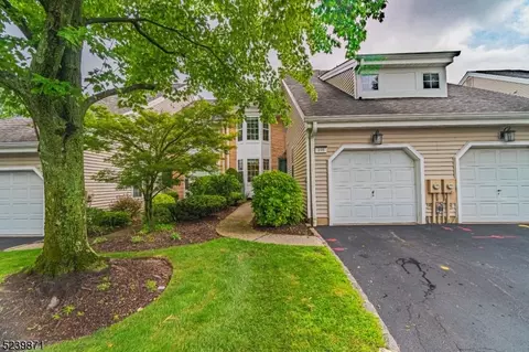 298 Araneo Dr, West Orange, NJ 07052