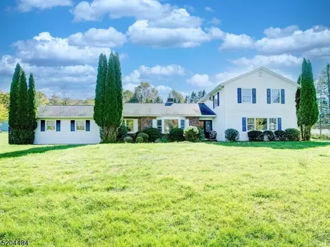 118 Flanders Drakestown Rd, Mount Olive, NJ 07836
