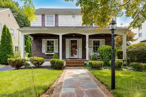 32 Hamilton Ave, Cranford, NJ 07016
