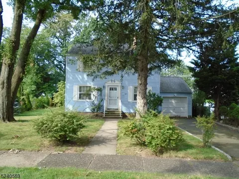 157 Rhoda Ave #1, Nutley, NJ 07110