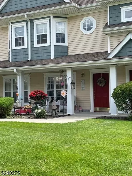 144 Old Farm Dr, Great Meadows, NJ 07838