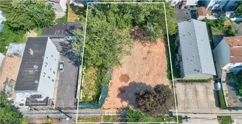 138-142 Littleton, Newark City, NJ 07103