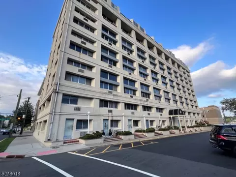 40 Fayette St #49, Perth Amboy, NJ 08861