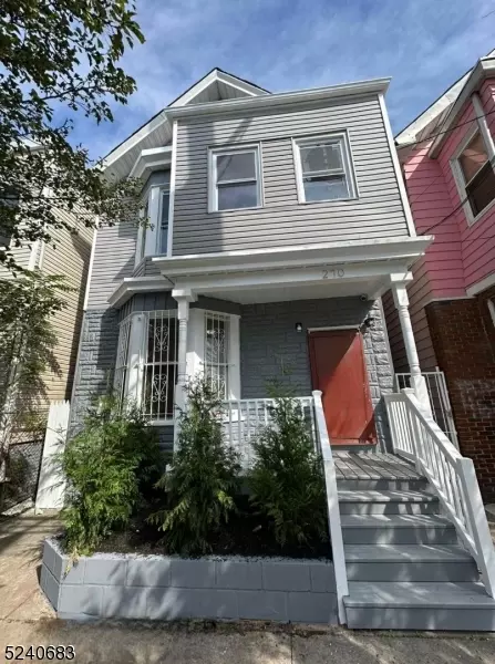 270 S 9th St, Newark, NJ 07103