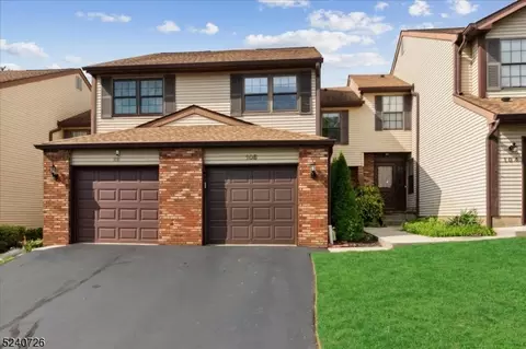 106 Bayberry Dr, Somerset, NJ 08873