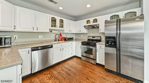 58 Warbler Dr, Wayne, NJ 07470 photo 13