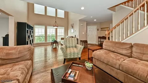 58 Warbler Dr, Wayne, NJ 07470 photo 7