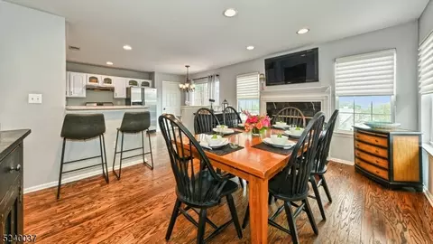 58 Warbler Dr, Wayne, NJ 07470 photo 9