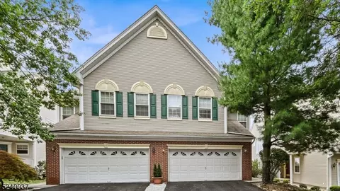 58 Warbler Dr, Wayne, NJ 07470