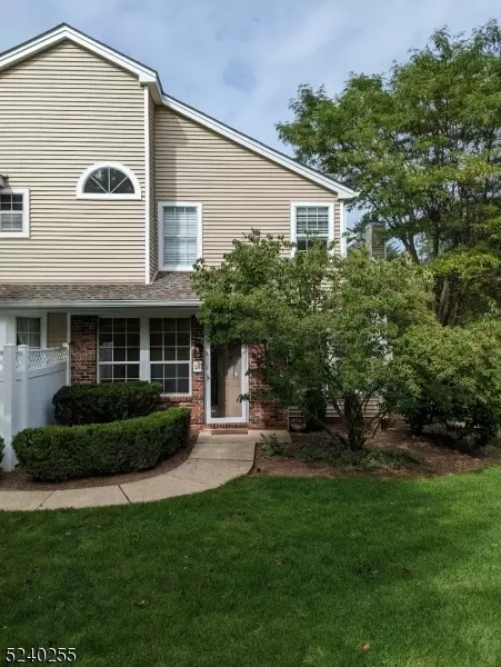 18 Mallard Ln, Bedminster, NJ 07921