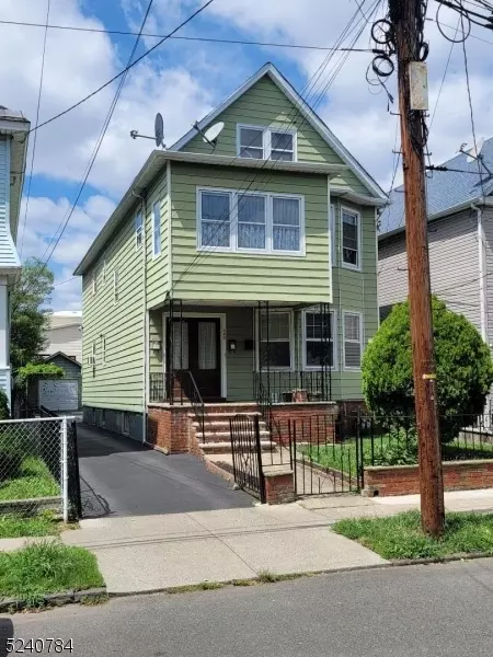 646 Adams Ave, Elizabeth, NJ 07201