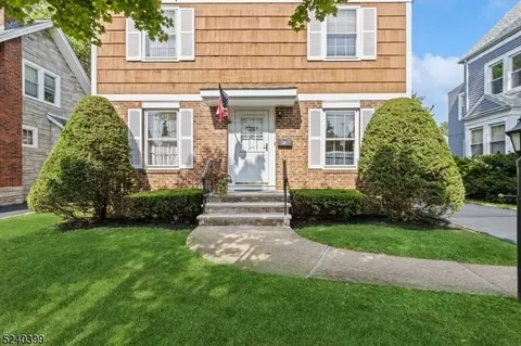 21 Ashwood Ave, Summit, NJ 07901